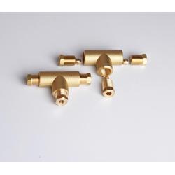 Trójnik mosiężny - gaz - 6/6/6 kpl. (do miedzi) GZ-254 A