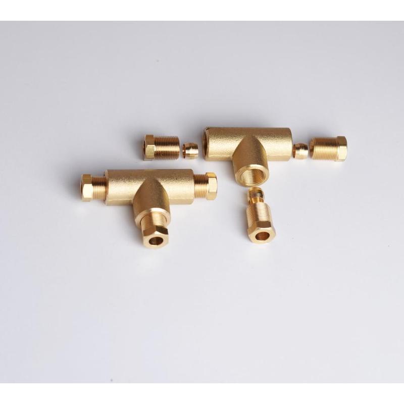 Trójnik mosiężny - gaz - 8/8/8 kpl. (do miedzi) GZ-254 B